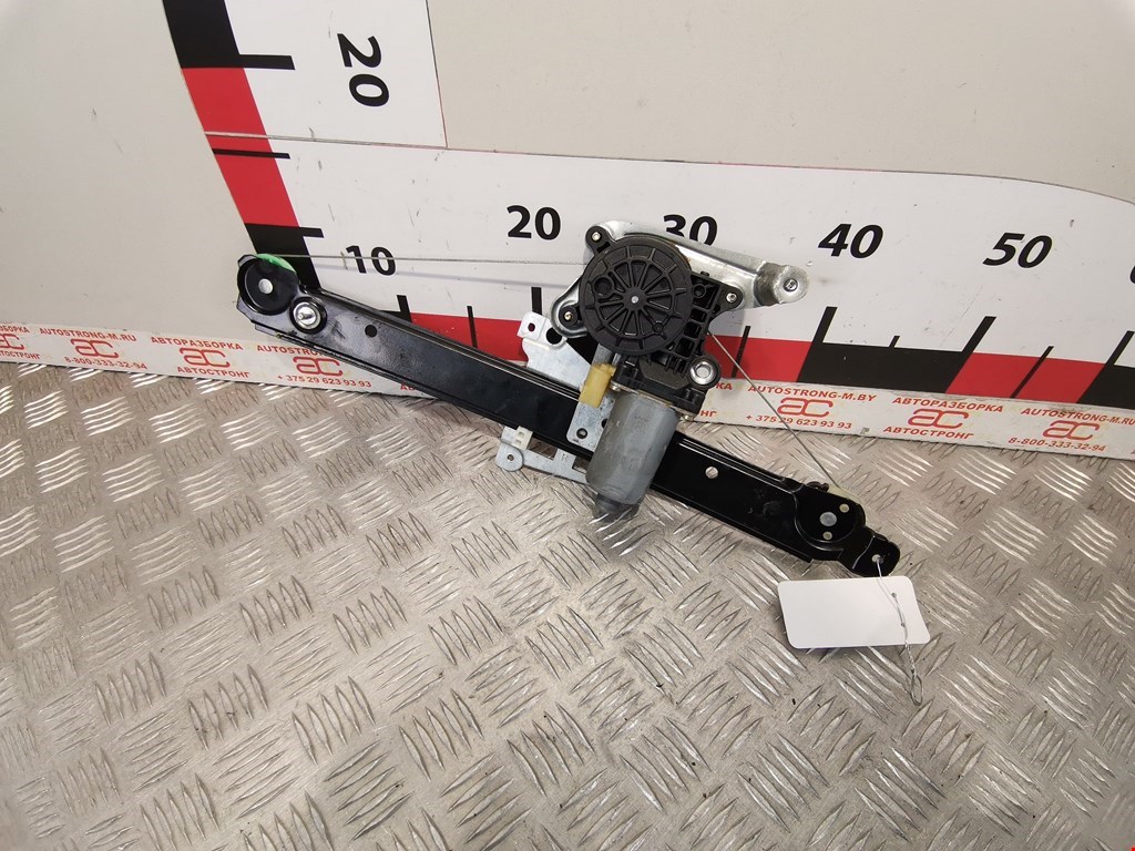 Стеклоподъемник задний правый VOLVO V70 II 2000-2007