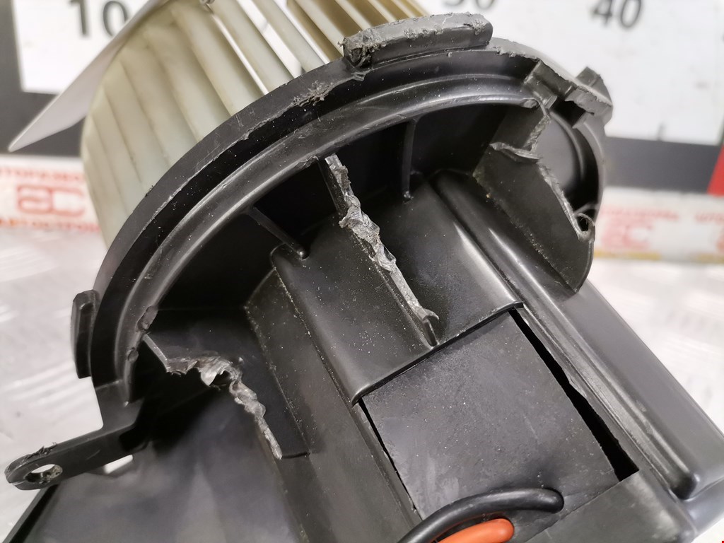 Моторчик (мотор) отопителя салона AUDI A5 2007-2016