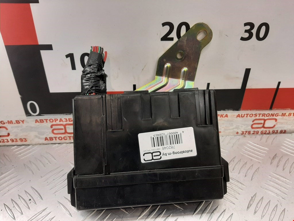 Датчик уровня в бачок омывателя INFINITI M 2005-2010