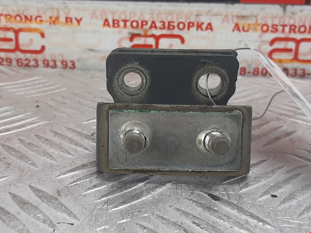 Петля крышки (двери) багажника Hyundai Santa Fe 2 (CM) (2005-2012)