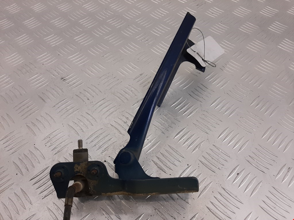 Петля капота левая/правая CHEVROLET TrailBlazer 2001-2008