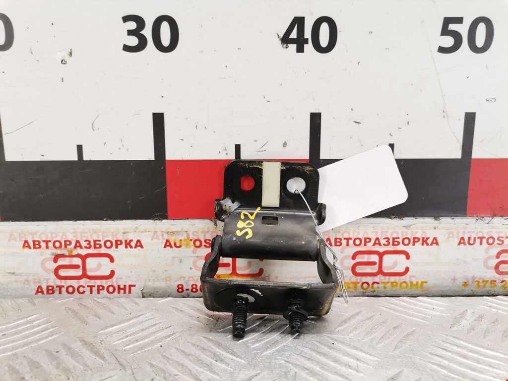 Петля крышки (двери) багажника Nissan Murano (Z50) (2002-2008)