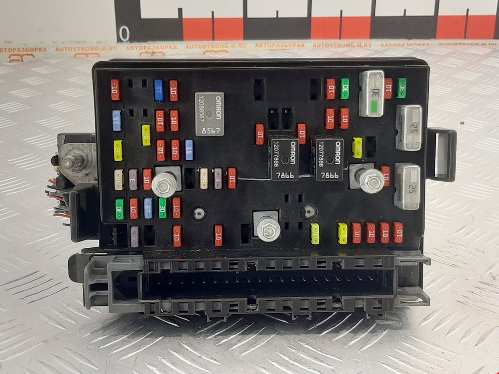 Блок предохранителей Chevrolet TrailBlazer 1 (2001-2009)