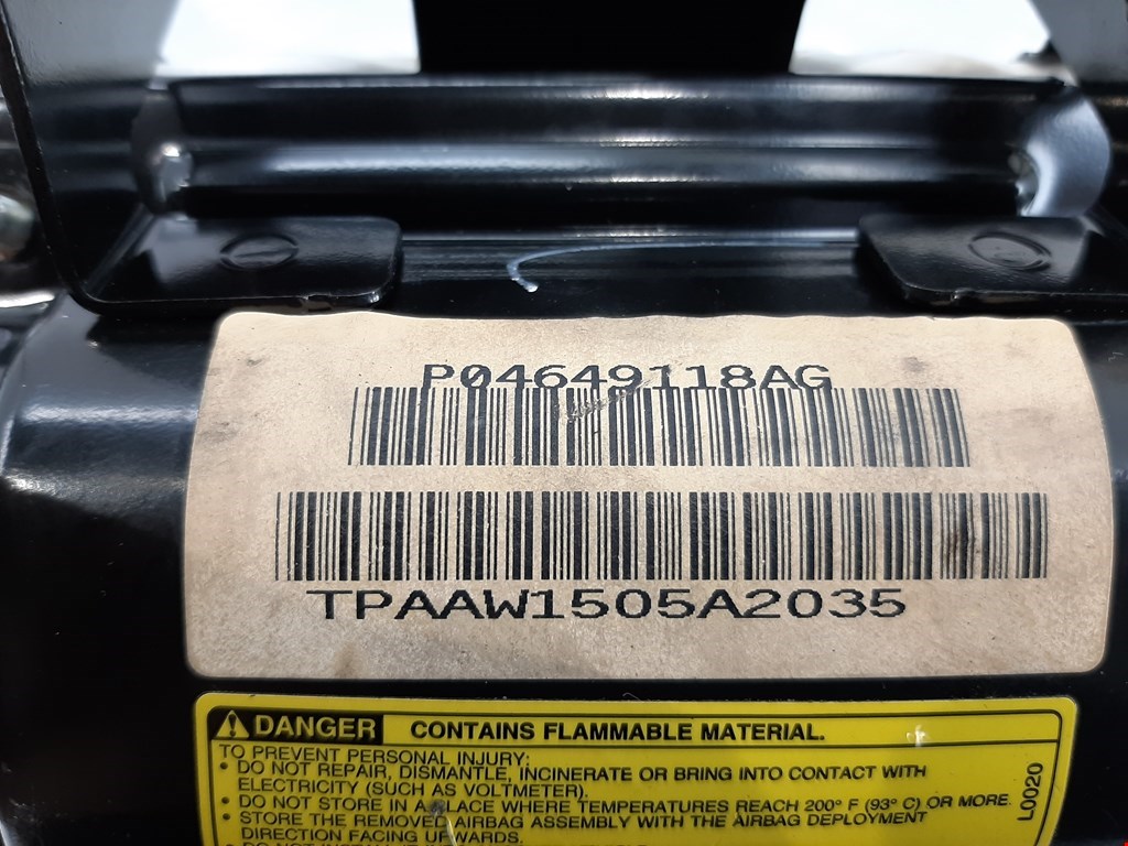 Подушка безопасности пассажирская (в торпедо) DODGE Magnum 2003-2008