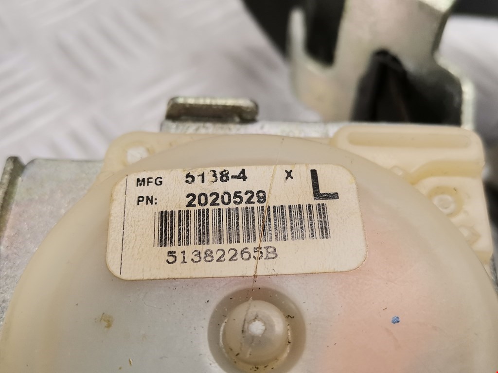 Ремень безопасности передний левый DODGE Magnum 2003-2008