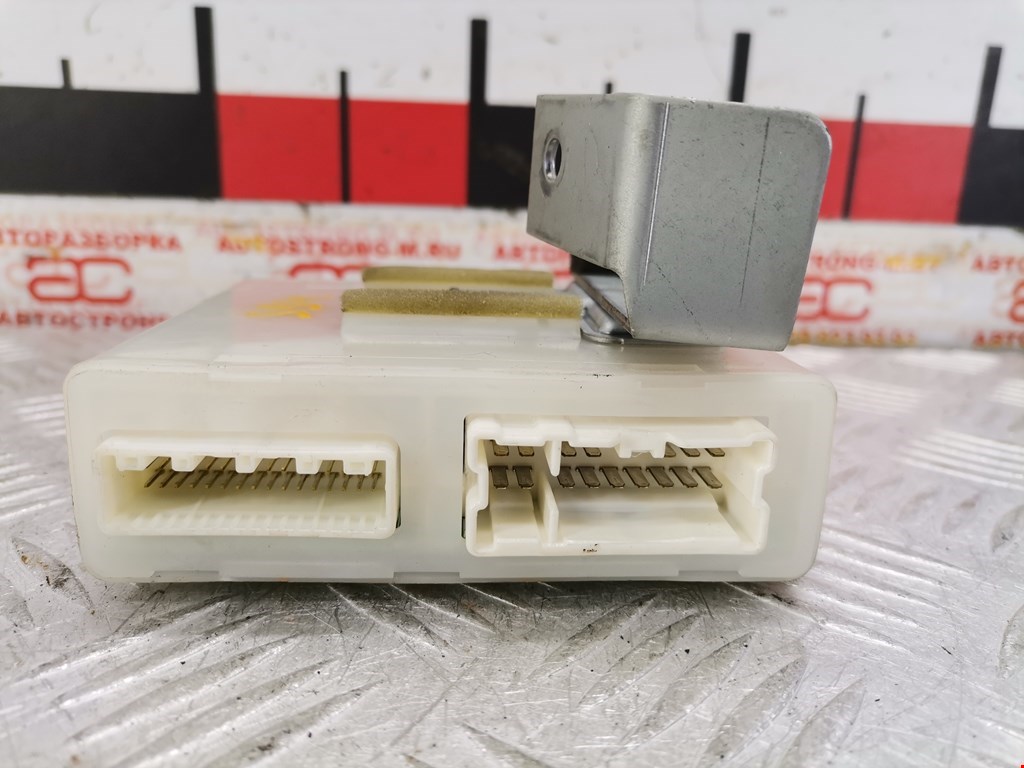 Блок комфорта INFINITI M 2005-2010