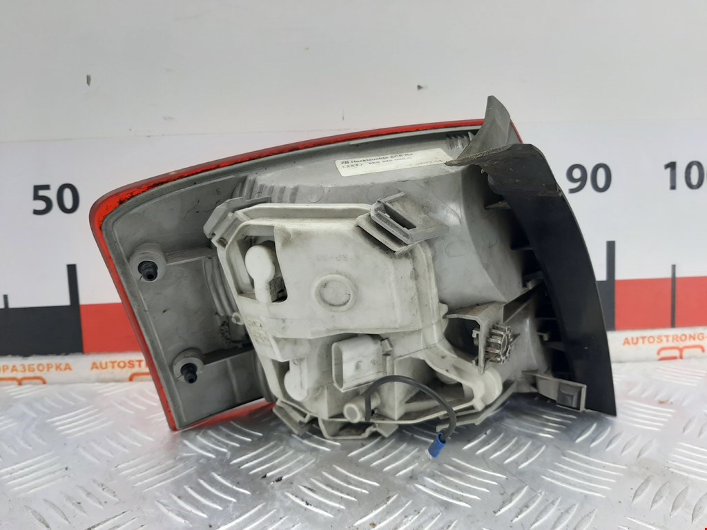 Фонарь задний правый AUDI A4 B7 2004-2007
