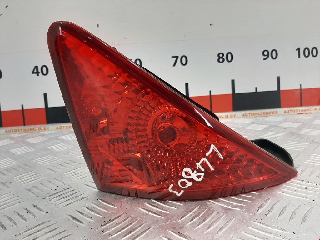 Фонарь задний внутренний правый PEUGEOT Partner 2008-2018