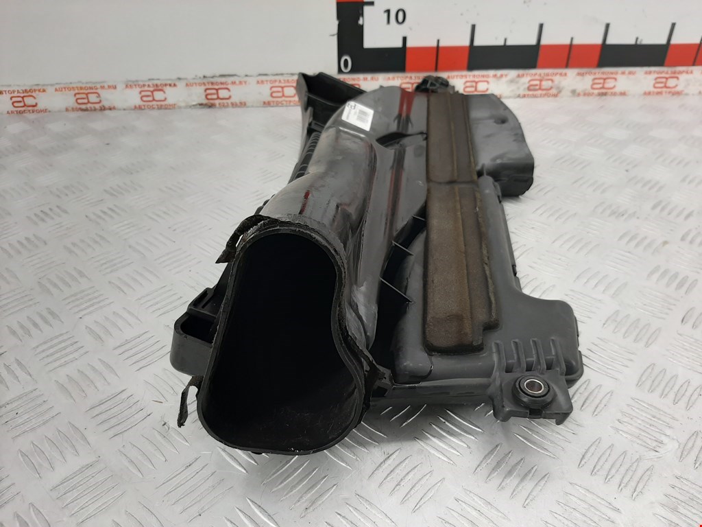 Воздухозаборник (наружный) INFINITI M 2005-2010