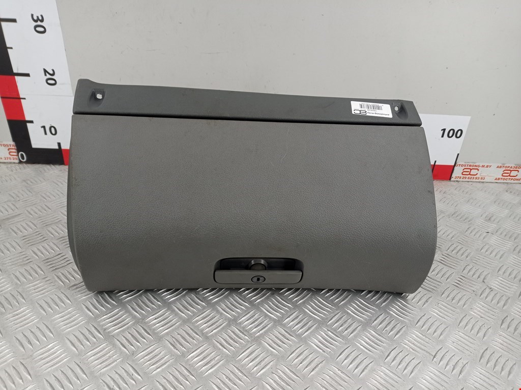 Бардачок SKODA Octavia A4 1U- 1997-2010