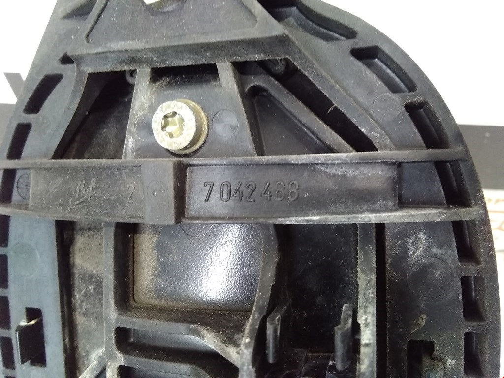 Ручка двери задней наружная левая LAND ROVER Range Rover 2002-2012