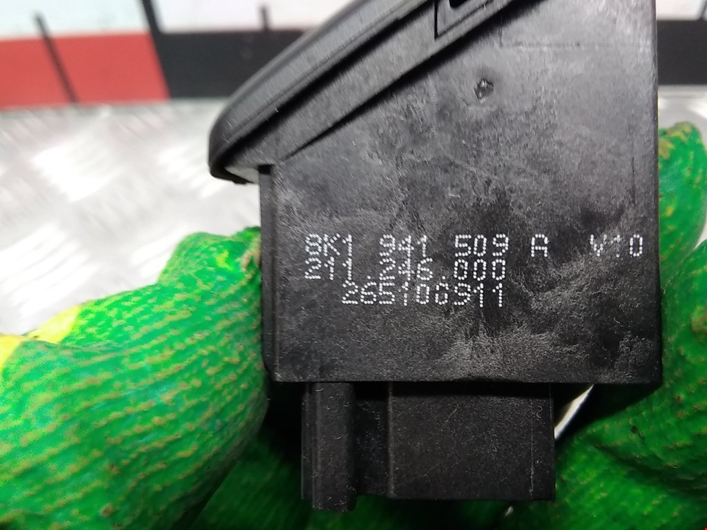 Кнопка аварийной сигнализации (аварийки) AUDI A5 2007-2016