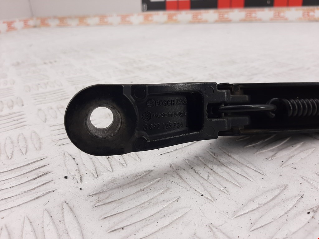 Поводок дворников передний левый/ правый PEUGEOT Partner 2008-2018