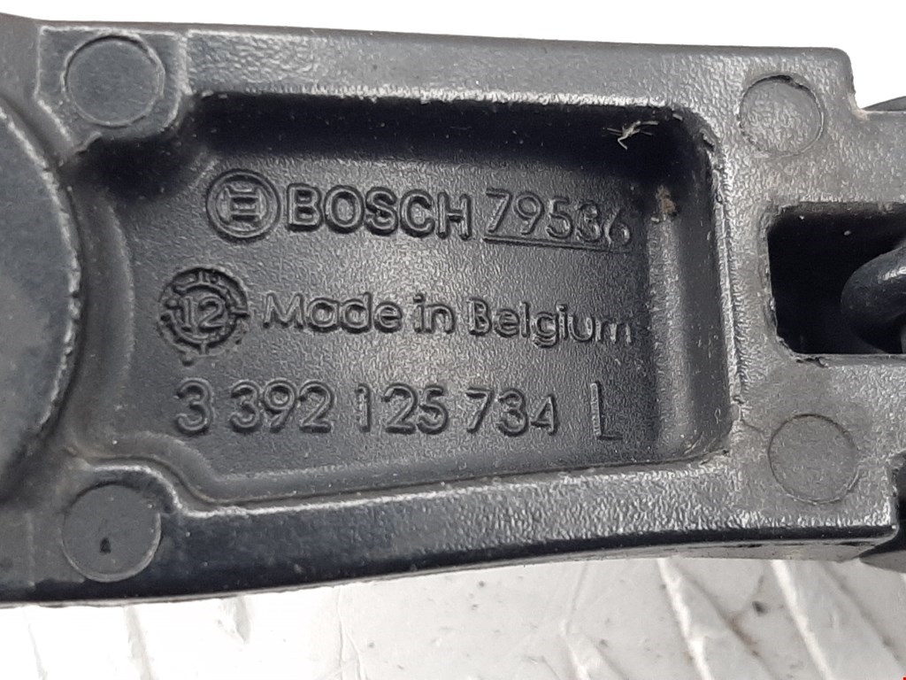 Поводок дворников передний левый/ правый PEUGEOT Partner 2008-2018