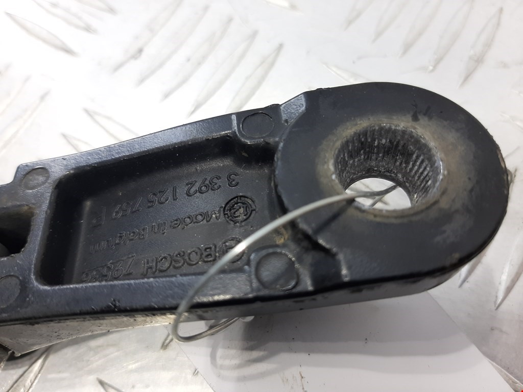 Поводок дворников передний левый/ правый PEUGEOT Partner 2008-2018