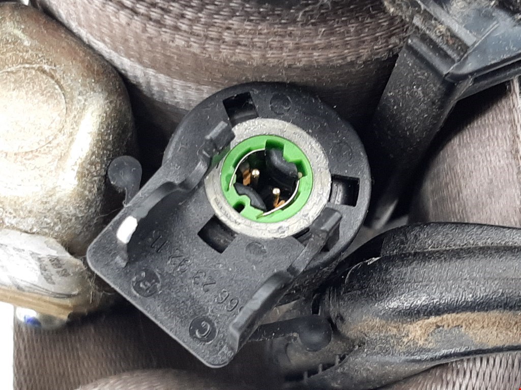 Ремень безопасности передний правый AUDI A8 D2 1994-2002