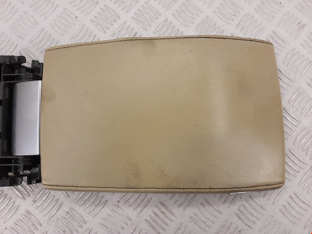 Подлокотник в салон VOLVO S80 II 2006-2016