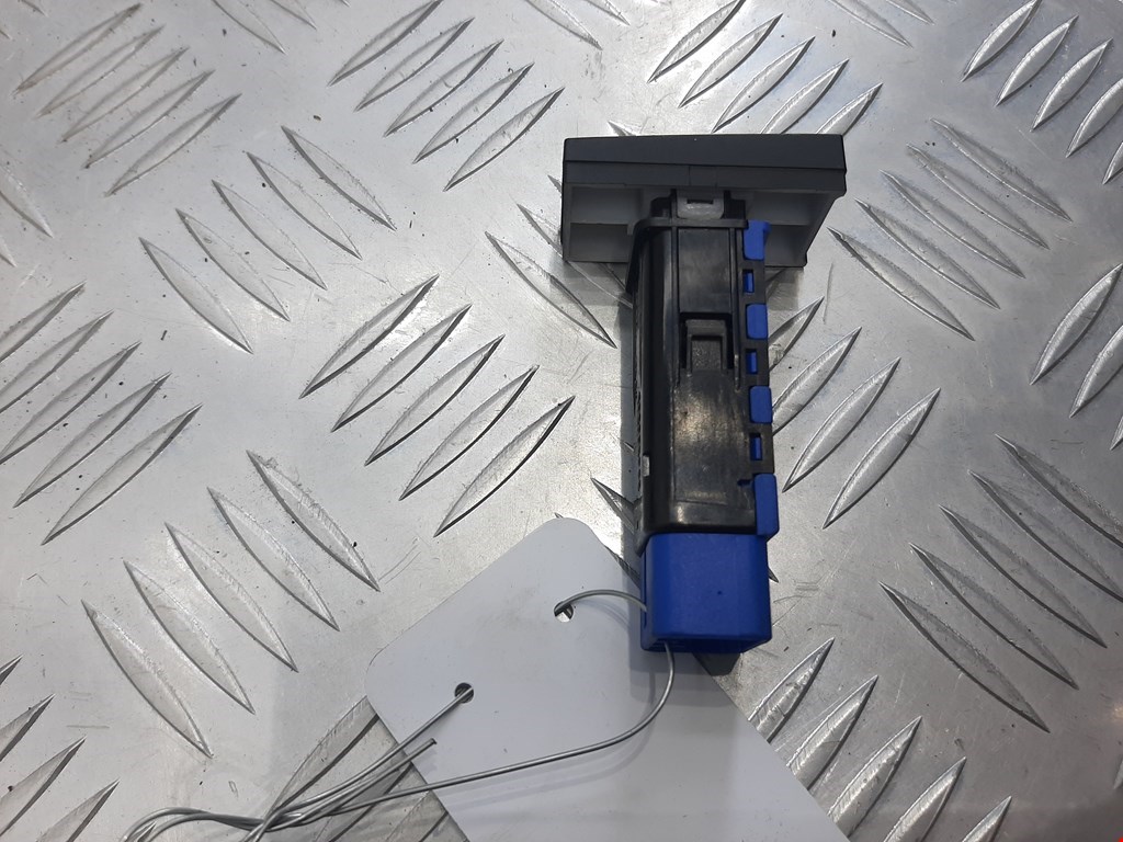 Кнопка подогрева (обогрева) переднего стекла Hyundai Santa Fe 2 (CM) (2005-2012)