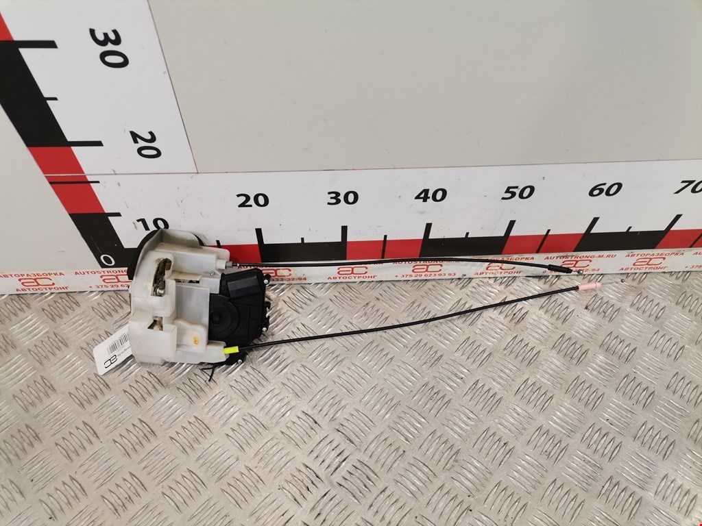 Замок двери передней правой SUBARU Forester III 2008-2013