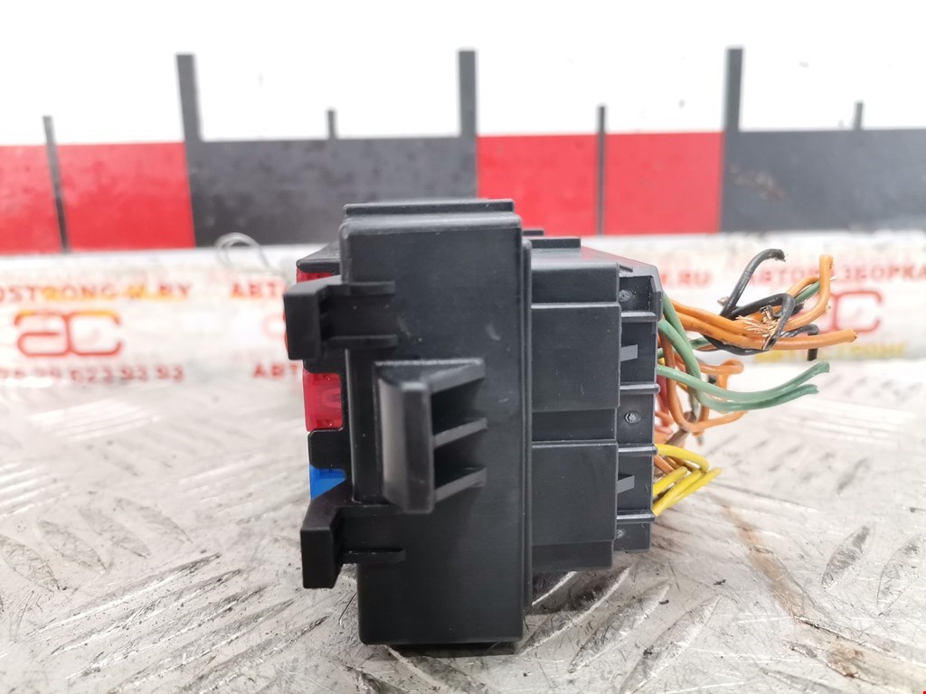 Датчик уровня в бачок омывателя DAEWOO Nubira 2003-2007