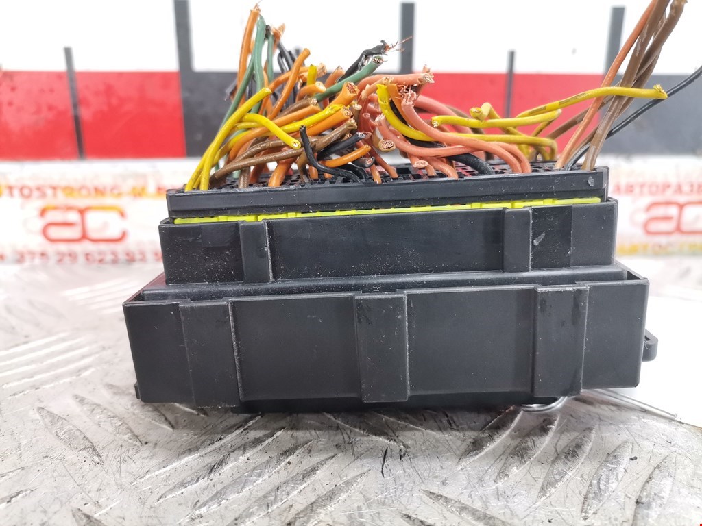 Датчик уровня в бачок омывателя DAEWOO Nubira 2003-2007