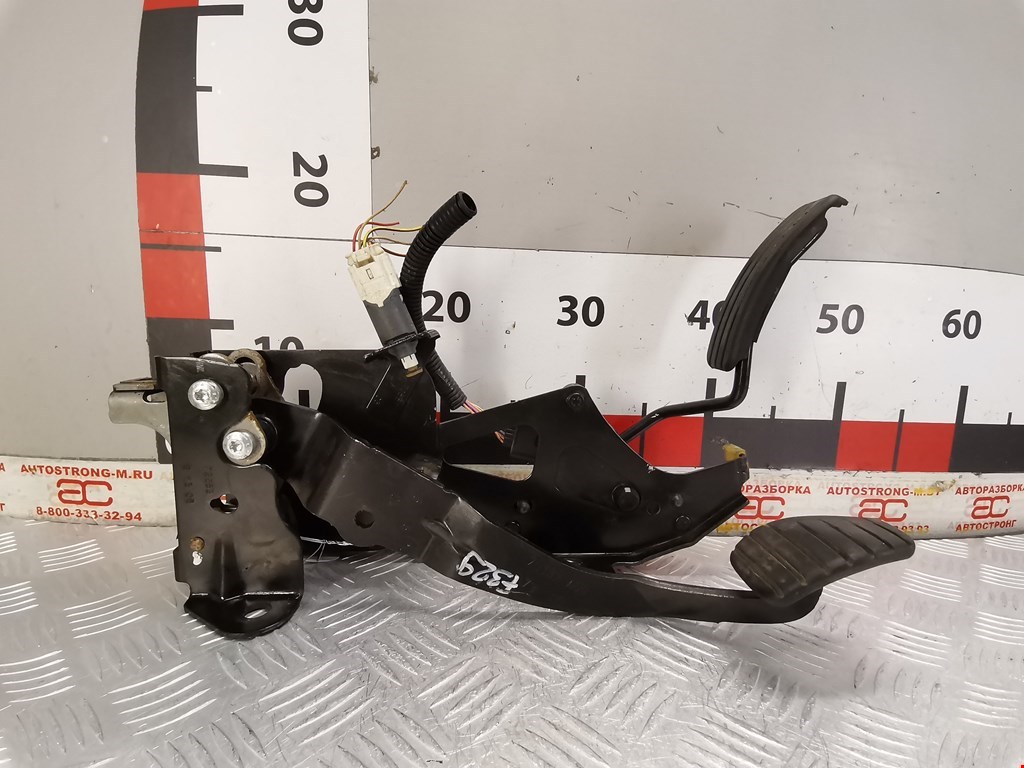 Блок педалей (педальный узел) RENAULT Scenic II 2003-2010