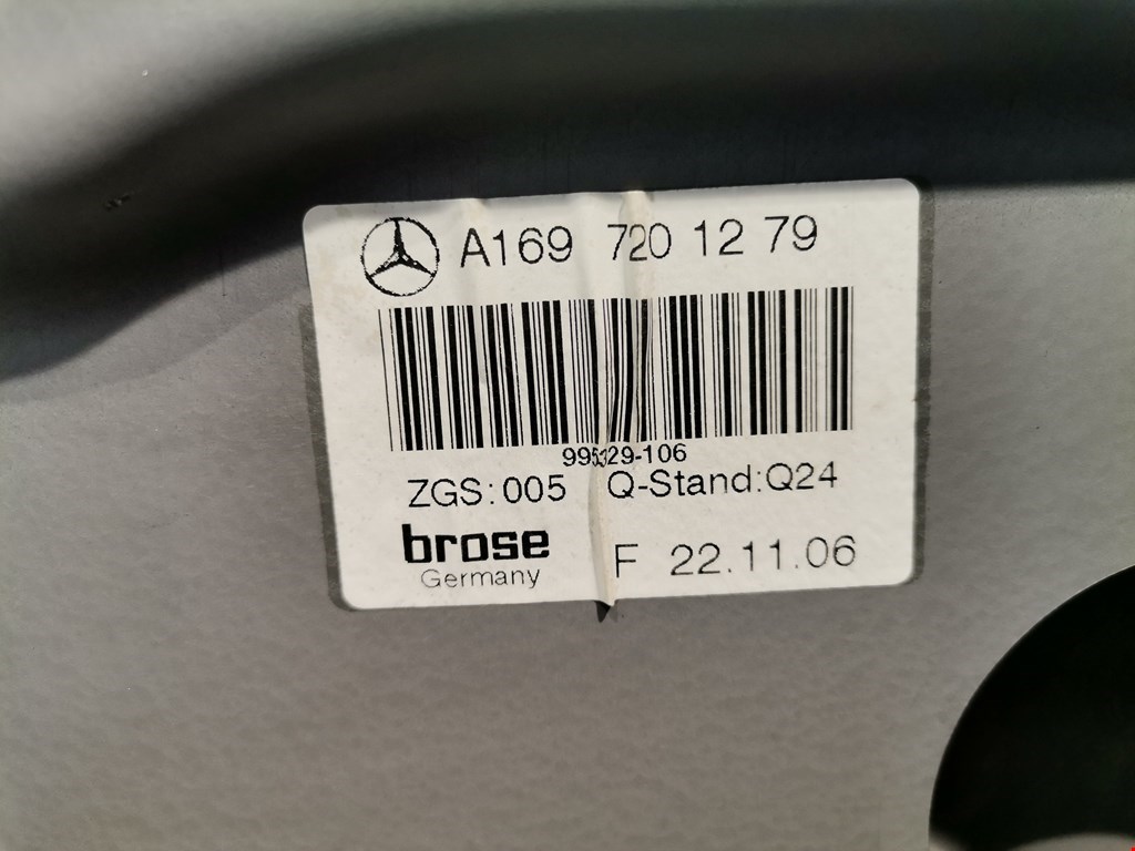 Стеклоподъемник передний правый MERCEDES-BENZ A-Class W169 2004-2012