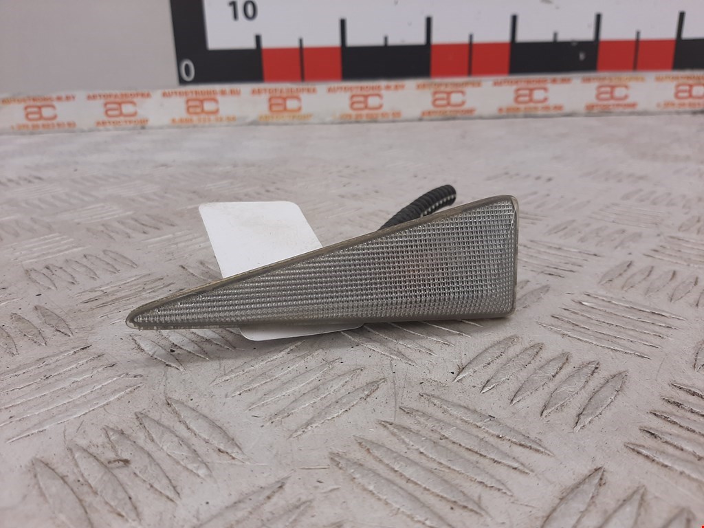 Повторитель на крыло RENAULT Espace 2003-2014