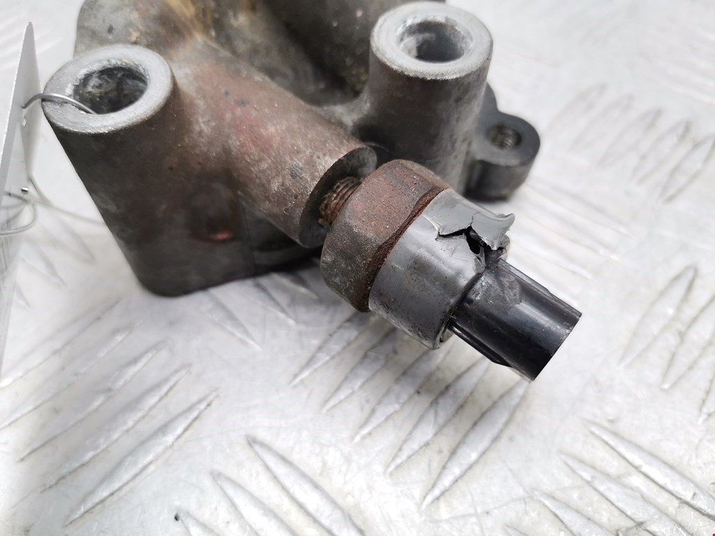 Корпус масляного фильтра TOYOTA Corolla Verso E121 AR10 2001-2009