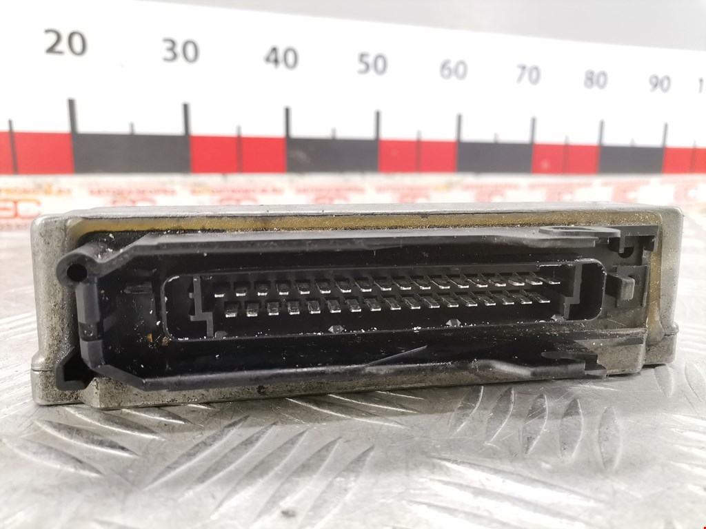 Блок управления двигателя (ЭБУ) CITROEN Xantia 1993-2002