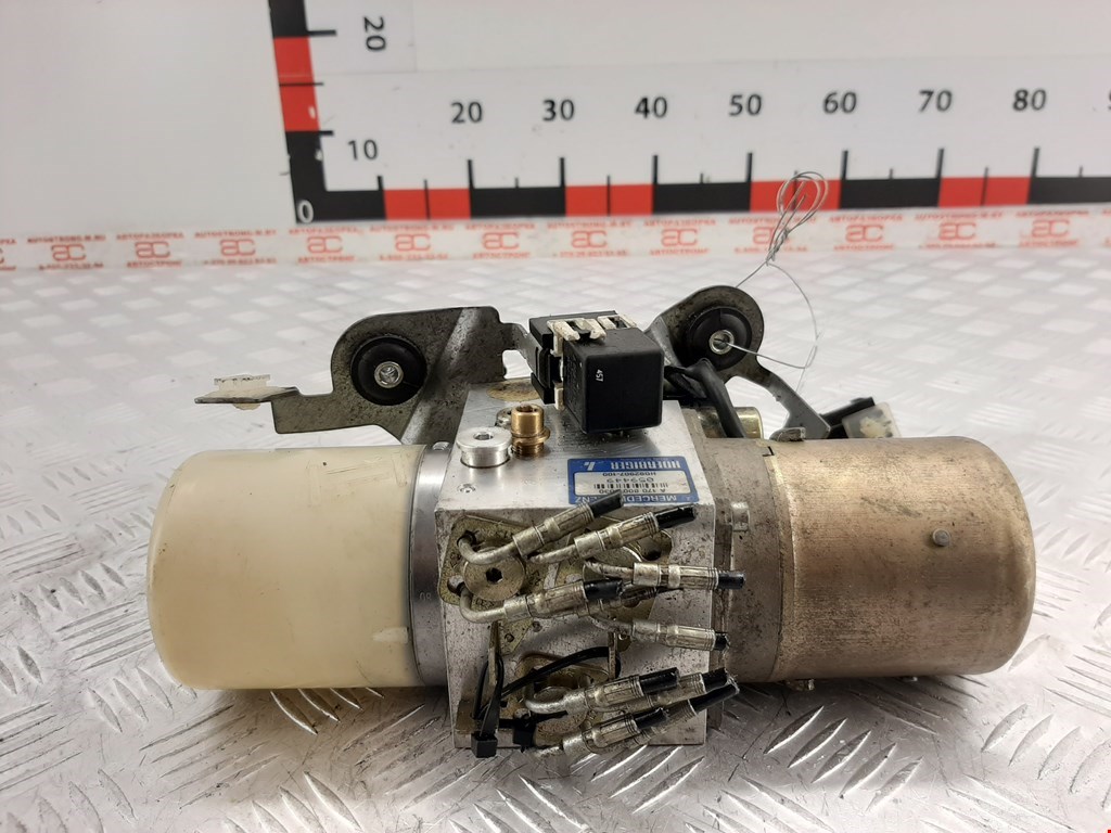 Насос гидравлический (механизм подъема крыши кабриолет) MERCEDES-BENZ SLK-Class R170 1996-2004