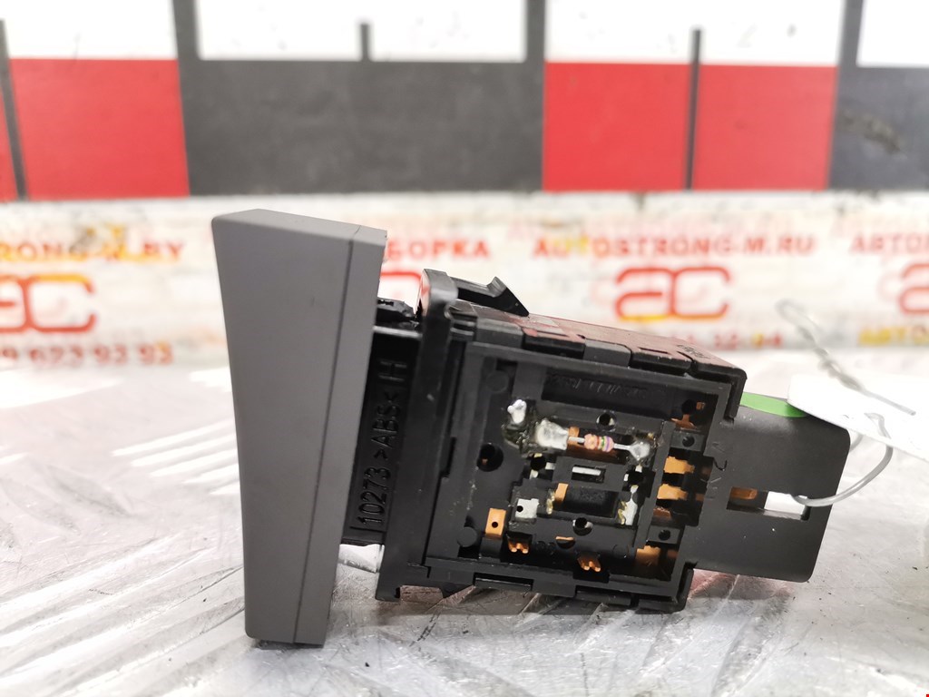 Кнопка антипробуксовочной системы HYUNDAI Santa Fe CM 2005-2012