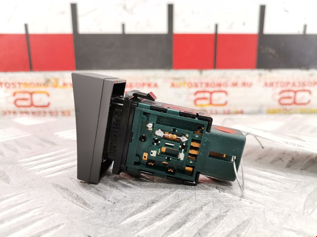 Кнопка антипробуксовочной системы HYUNDAI Santa Fe CM 2005-2012