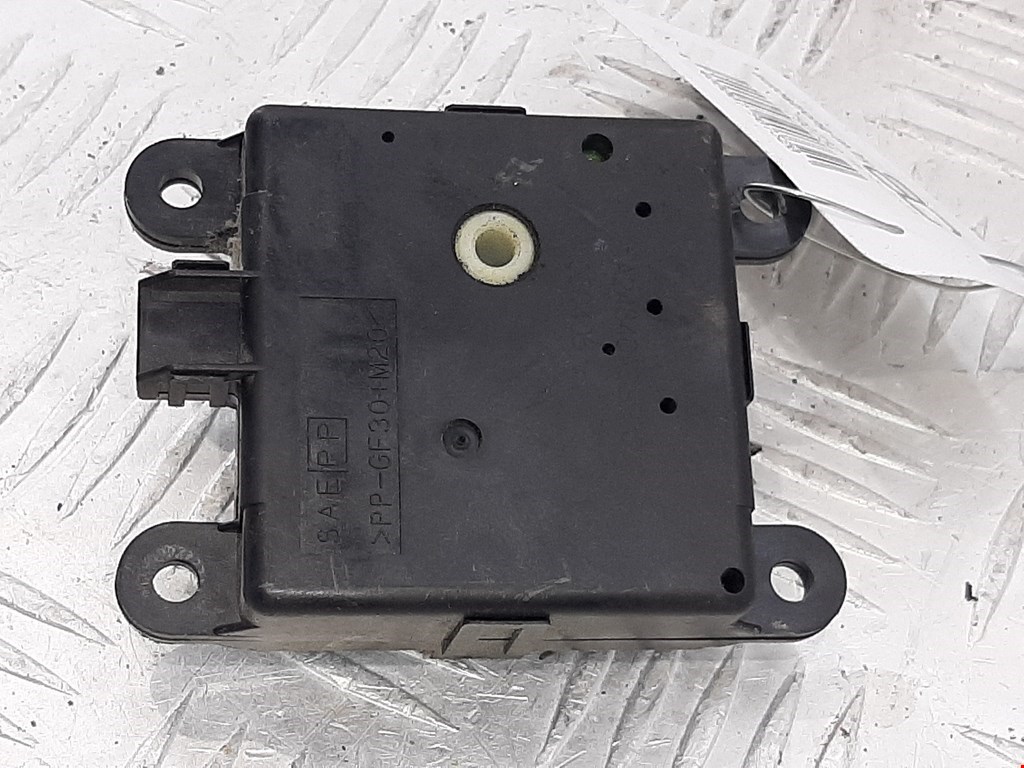 Моторчик заслонки печки INFINITI M 2005-2010