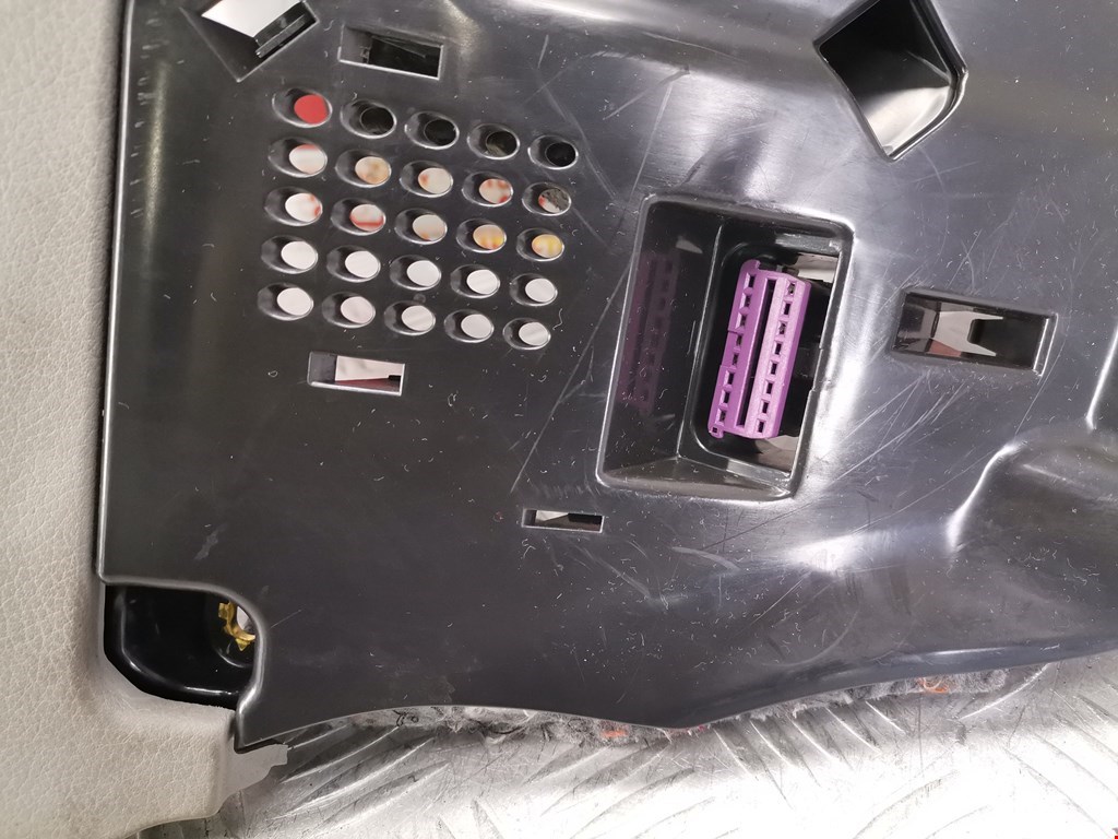 Накладка декоративная AUDI A6 C6 2004-2010