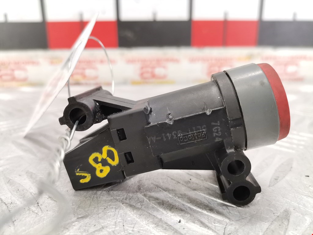 Реле топливного насоса FORD Explorer 2006-2010