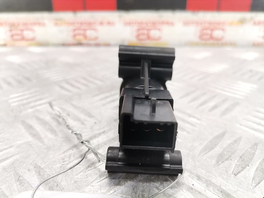 Реле топливного насоса FORD Explorer 2006-2010