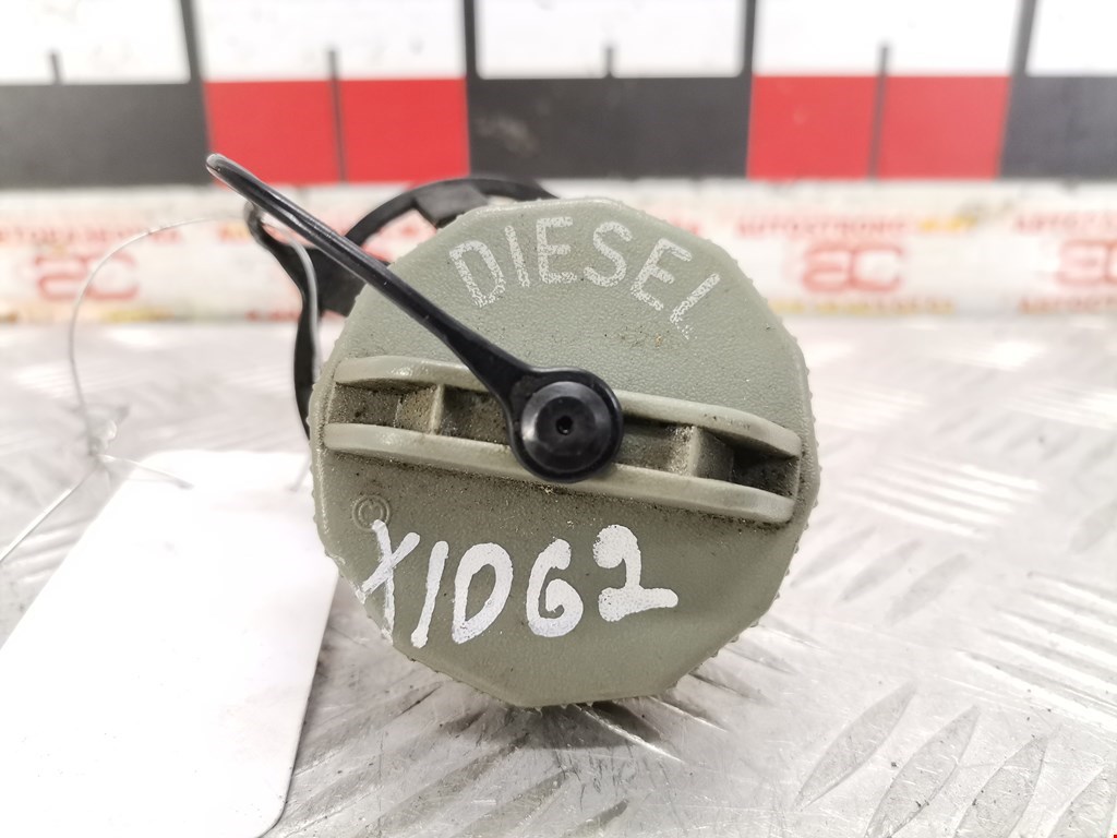 Крышка топливного бака MAZDA Premacy CP 1999-2004