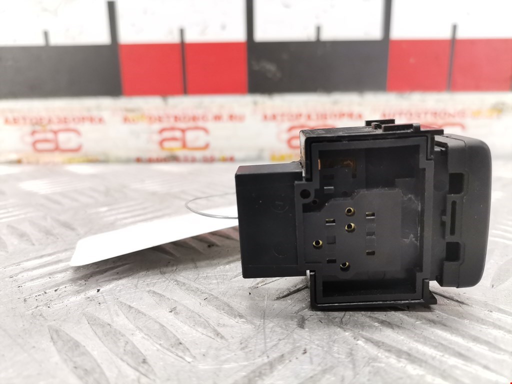 Кнопка антипробуксовочной системы INFINITI M 2005-2010