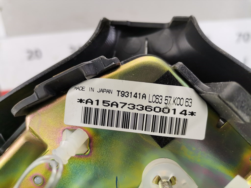 Подушка безопасности в рулевое колесо MAZDA Premacy CP 1999-2004