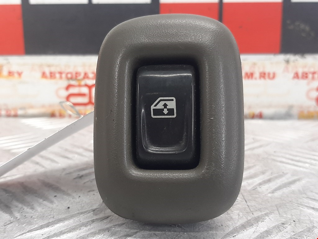 Кнопка стеклоподъемника Chevrolet TrailBlazer 1 (2001-2009)