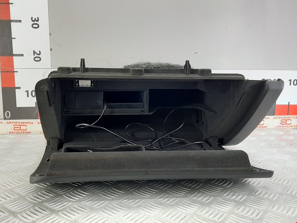 Бардачок AUDI A5 2007-2016