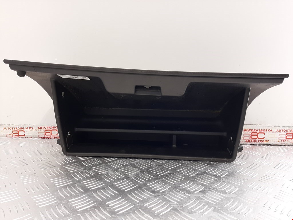 Бардачок DODGE Charger LX 2005-2010