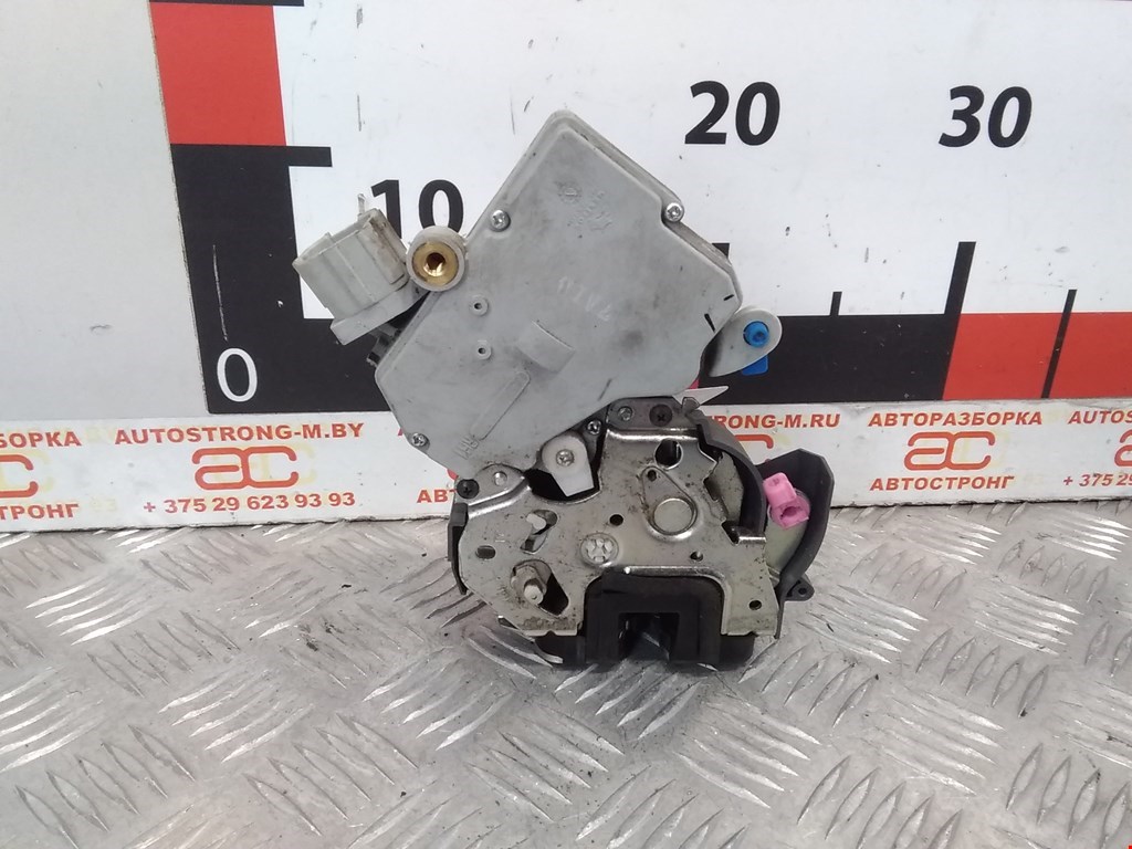 Замок двери задней правой SUBARU Impreza 2000-2007