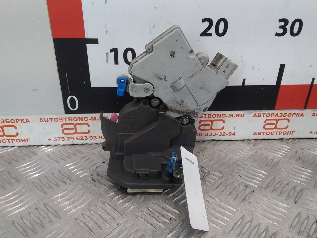 Замок двери задней правой SUBARU Impreza 2000-2007