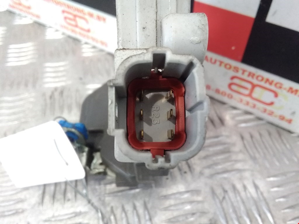 Замок двери задней правой SUBARU Impreza 2000-2007