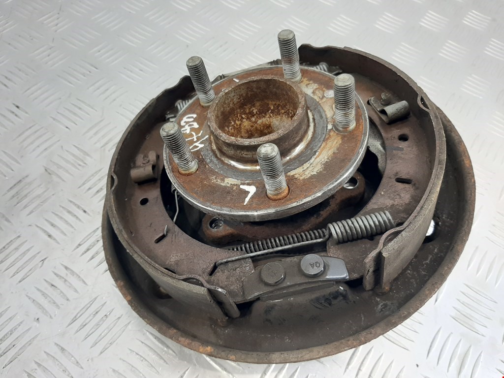 Ступица задняя левая FORD Focus III 2011-2019