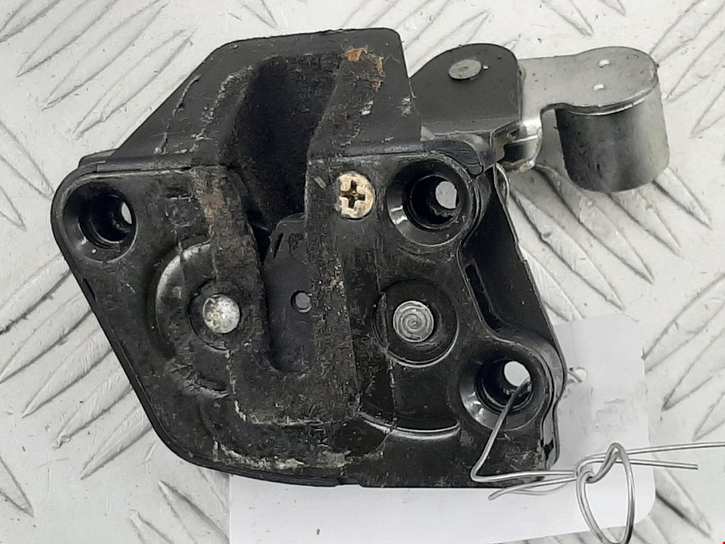 Замок двери сдвижной KIA Carnival I 1999-2005