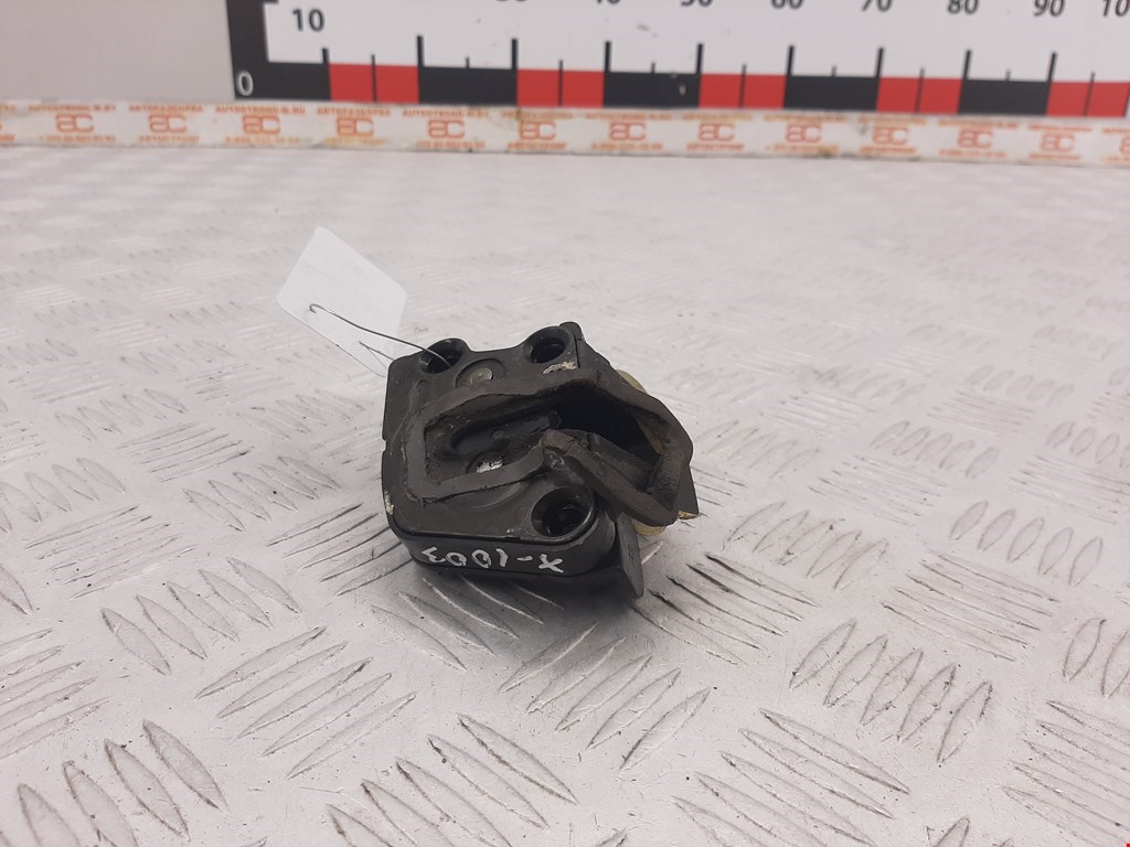 Замок двери сдвижной KIA Carnival I 1999-2005