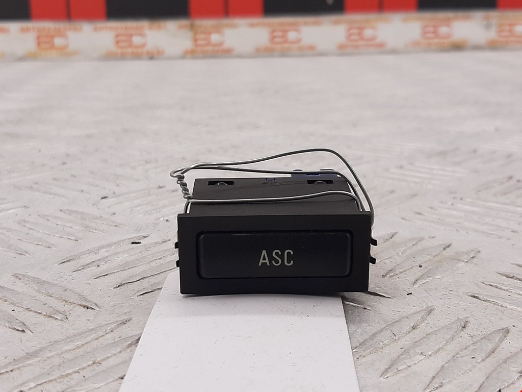 Кнопка антипробуксовочной системы BMW 5er 5 серия E39 1995-2004